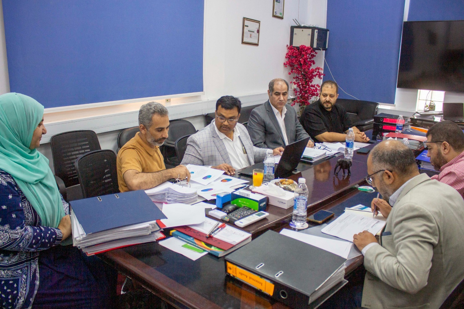 معمل متبقيات المبيدات يحصل علي 6 شهادات أيزو